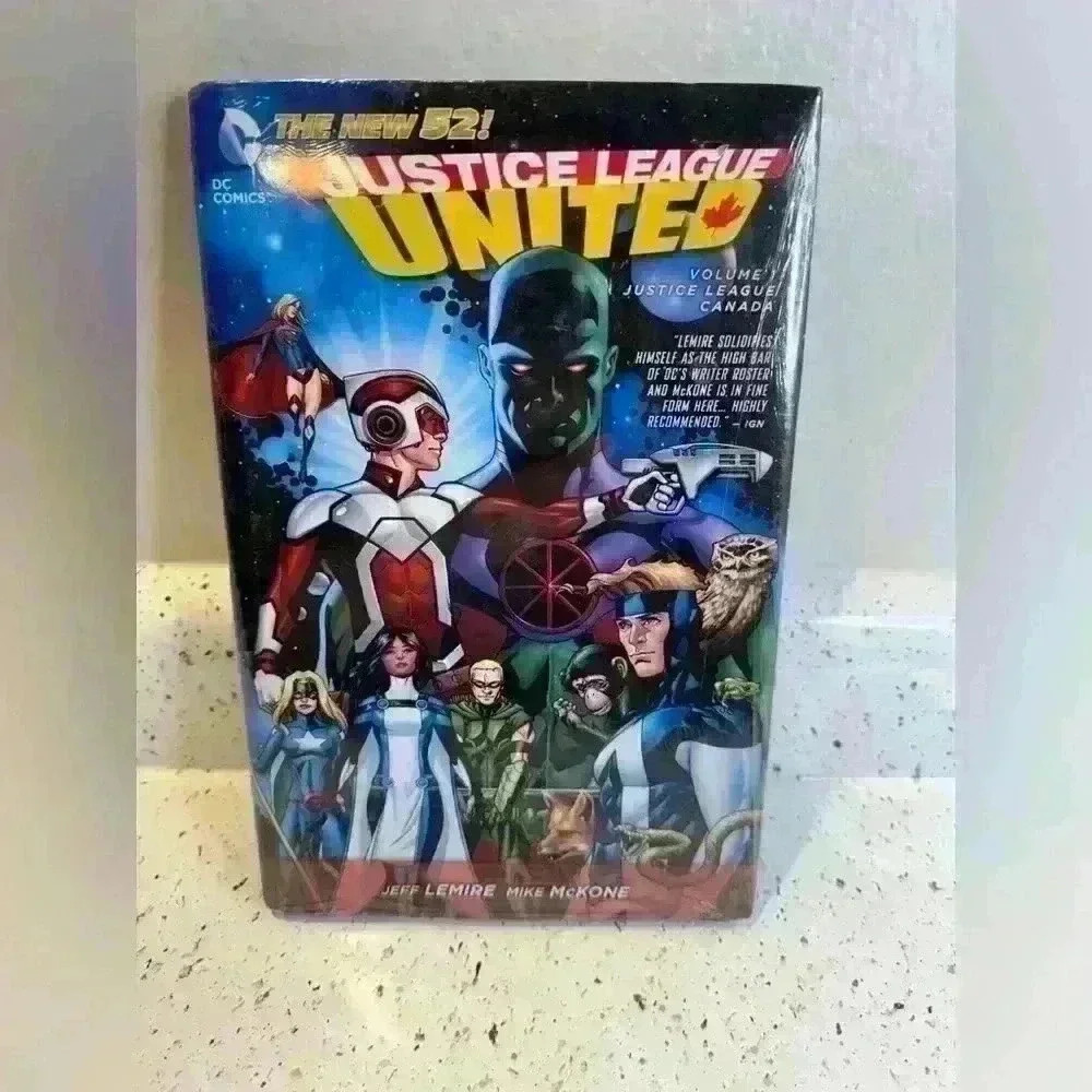 Justice League United Comics Jeff‎ Lemire Mike McKone
